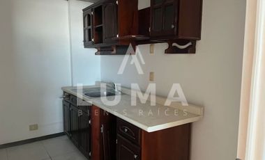 Renta de oficinas, Patio y Almacen