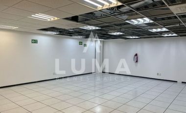 Renta de oficinas, Patio y Almacen