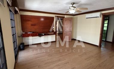 Casa en venta en Fraccionamiento Malibran