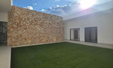 SE VENDE CASA EN MÉRIDA EN CHICXULUB PUEBLO- UN PISO