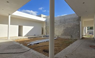 ESPECTACULAR CASA EN PREVENTA DE UNA PLANTA EN CHICXULUB PUEBLO