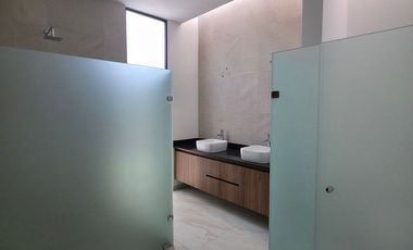 SE VENDE CASA EN MÉRIDA EN CHICXULUB PUEBLO- UN PISO