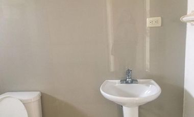 Casa en venta ubicada en calle Quevedo, Col. Puerto México, en Coatzacoalcos, Veracruz.