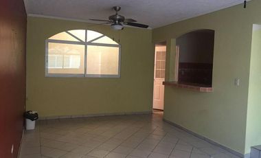 Casa en venta ubicada en Juventino Rosas, Col. Puerto México, en Coatzacoalcos, Veracruz.