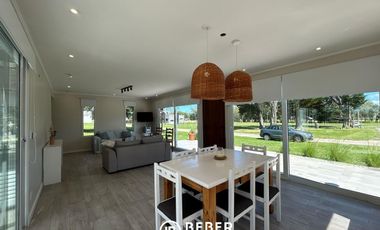 Venta de casa  3 ambientes en Barrio privado Costa del Sol. Mar chiquita.