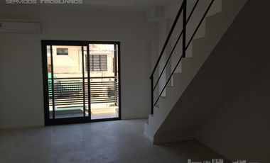 2 Ambs Duplex. 10º Frente. Balcón aterrazado. Bulnes al 800- Almagro