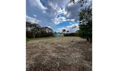 En Venta Lote Campestre en Condominio Ladera Campestre (Restrepo)