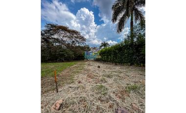 En Venta Lote Campestre en Condominio Ladera Campestre (Restrepo)