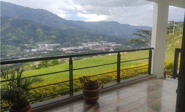 Venta Casa Campestre en Parcelación en Copacabana