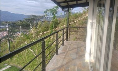 Venta Casa Campestre en Parcelación en Copacabana