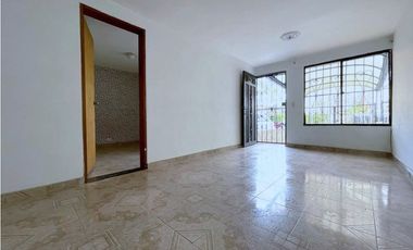 Casa En arriendo Cabañas Bello