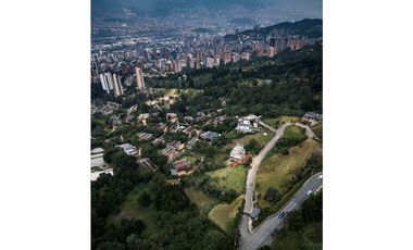 lote en venta con vista a la ciudad Medellin / El poblado