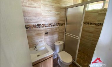 Casa-finca a 5 minutos de Alcalá, Valle