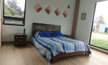 Arriendo casa campestre, chía