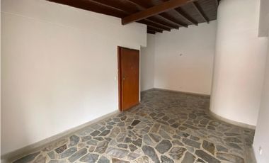 VENDO APARTAMENTO EN LAURELES