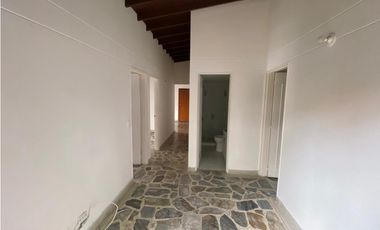 VENDO APARTAMENTO EN LAURELES