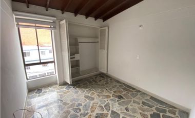 VENDO APARTAMENTO EN LAURELES