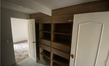 VENDO APARTAMENTO EN LAURELES