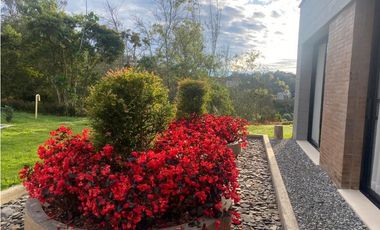Casa en Venta Loma del Escobero Envigado
