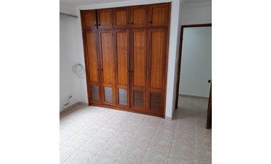 SE VENDE APARTAMENTO EN EL CENTRO  CERCA PLAZA DE BOLIVAR