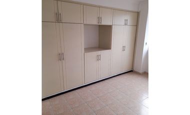 SE VENDE APARTAMENTO EN EL CENTRO  CERCA PLAZA DE BOLIVAR