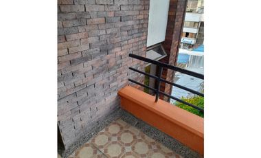 SE VENDE APARTAMENTO EN EL CENTRO  CERCA PLAZA DE BOLIVAR