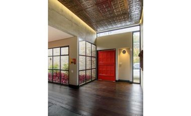 Casa en Venta y Arriendo Alto de las Palmas Envigado