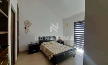 Mayorazgo Residencial La Rioja: Hermosa y moderna casa en 2 terrenos.