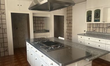 CASA VENTA /RENTA BOSQUES DE LAS LOMAS 1 PISO