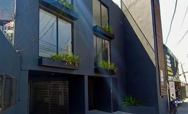 Venta o Renta de Edificio de Oficinas en Santa Mónica