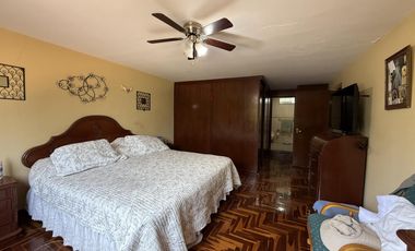 Venta de amplia casa