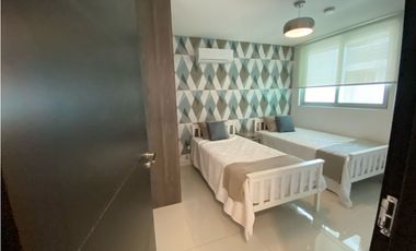 SEA CONFIABLE VENDE APARTAMENTO PH MIDPARK 3 RECAMARAS