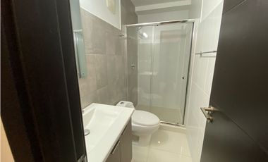 SEA CONFIABLE VENDE APARTAMENTO PH MIDPARK 3 RECAMARAS