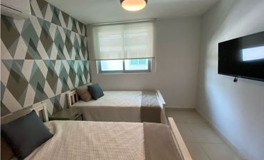 SEA CONFIABLE VENDE APARTAMENTO PH MIDPARK 3 RECAMARAS