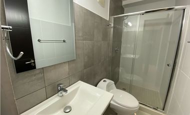 SEA CONFIABLE VENDE APARTAMENTO PH MIDPARK 3 RECAMARAS