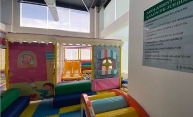 SEA CONFIABLE VENDE APARTAMENTO PH MIDPARK 3 RECAMARAS