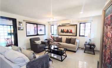 Se vende Casa en La Chorrera-Costa Verde (DR)