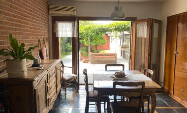 Casa en venta en Burzaco Oeste