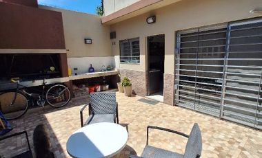 Chalet en venta en Don Bosco Este