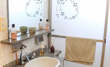 CHALET 4 AMBIENTES , 3 DORMITORIOS EN SAN ISIDRO