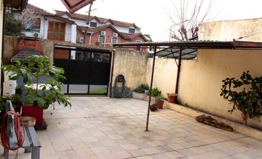 CHALET 4 AMBIENTES , 3 DORMITORIOS EN SAN ISIDRO