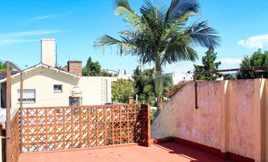 CHALET 4 AMBIENTES , 3 DORMITORIOS EN SAN ISIDRO
