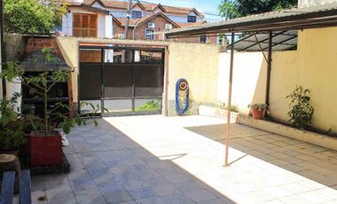 CHALET 4 AMBIENTES , 3 DORMITORIOS EN SAN ISIDRO