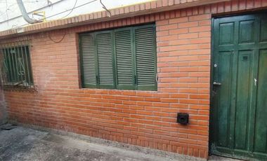 Ph en venta La Plata 1 ambiente  a reciclar