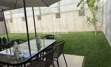 Casa en Venta en El Rincón 460