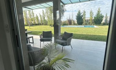 Venta espectacular casa Fincas  San Vicente Golf