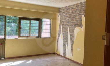 Casa uso de suelo en venta en Colonial Independencia Poniente