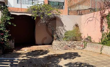 Casa uso de suelo en venta en Colonial Independencia Poniente