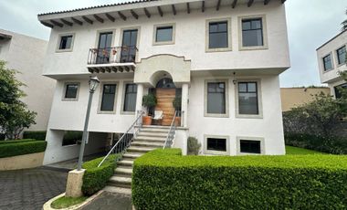 Casa en condominio en venta en San Jerónimo Lídice