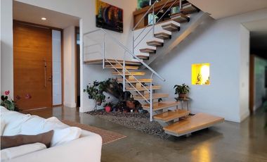 Venta de Hermosa Casa de Lujo en Las Palmas con Vista a la Ciudad
